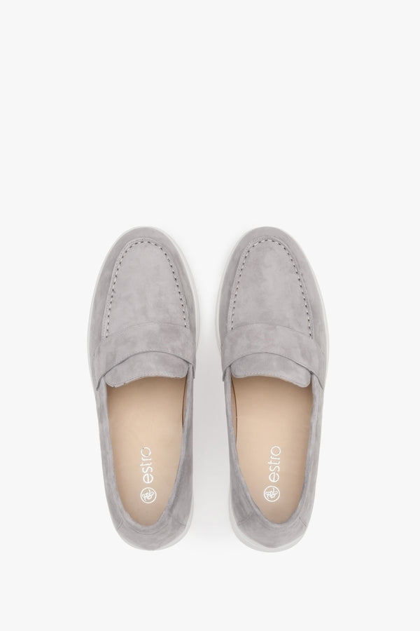 Women's grey Estro moccasins for fall, made of genuine velour - presentation of footwear from above.