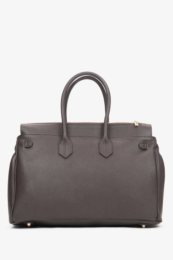 Stylish women's satchel in dark brown, crafted from high-quality Italian genuine leather, offered by Estro in their premium line.