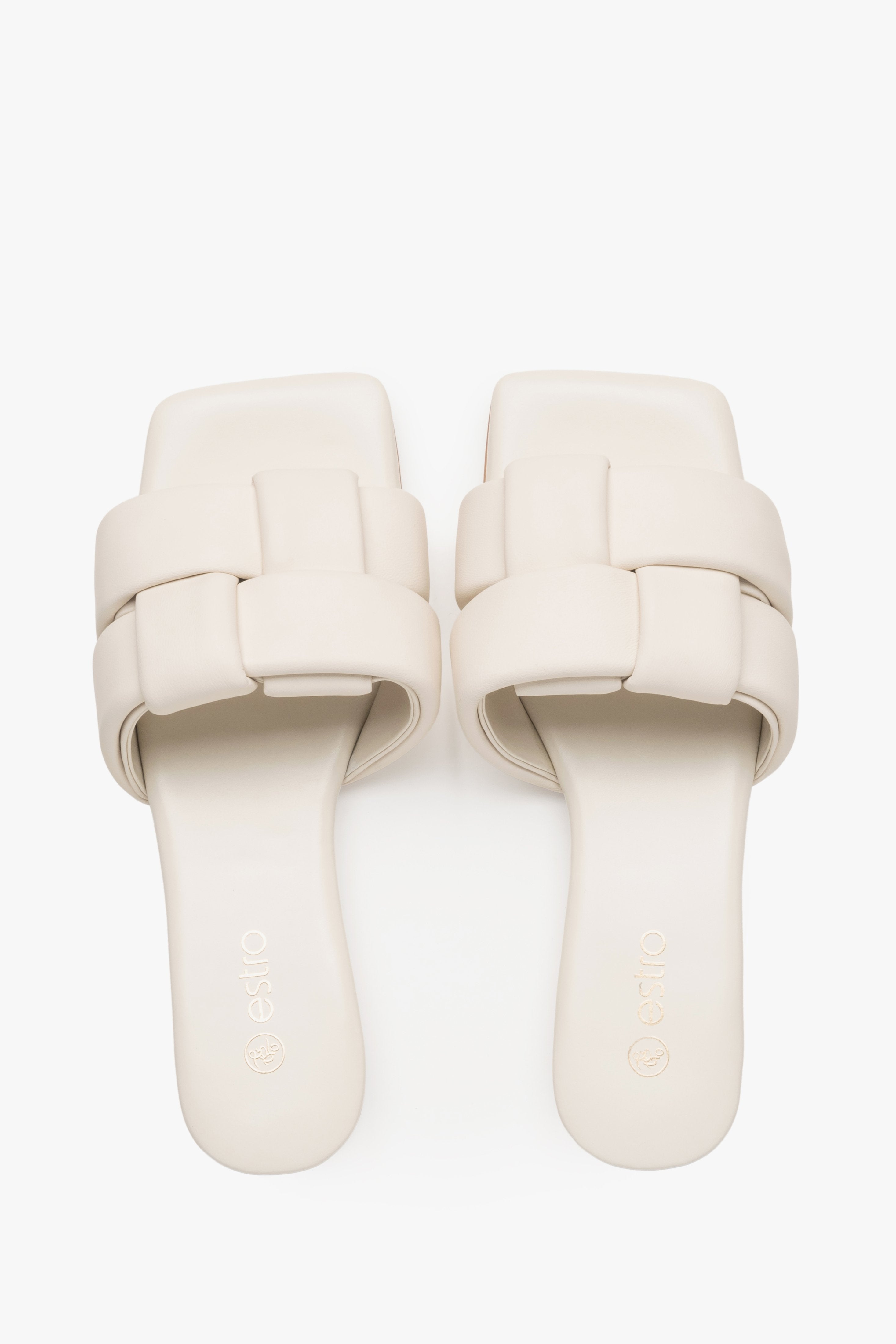 Women's light beige leather slides by Estro - top view presentation of the model.