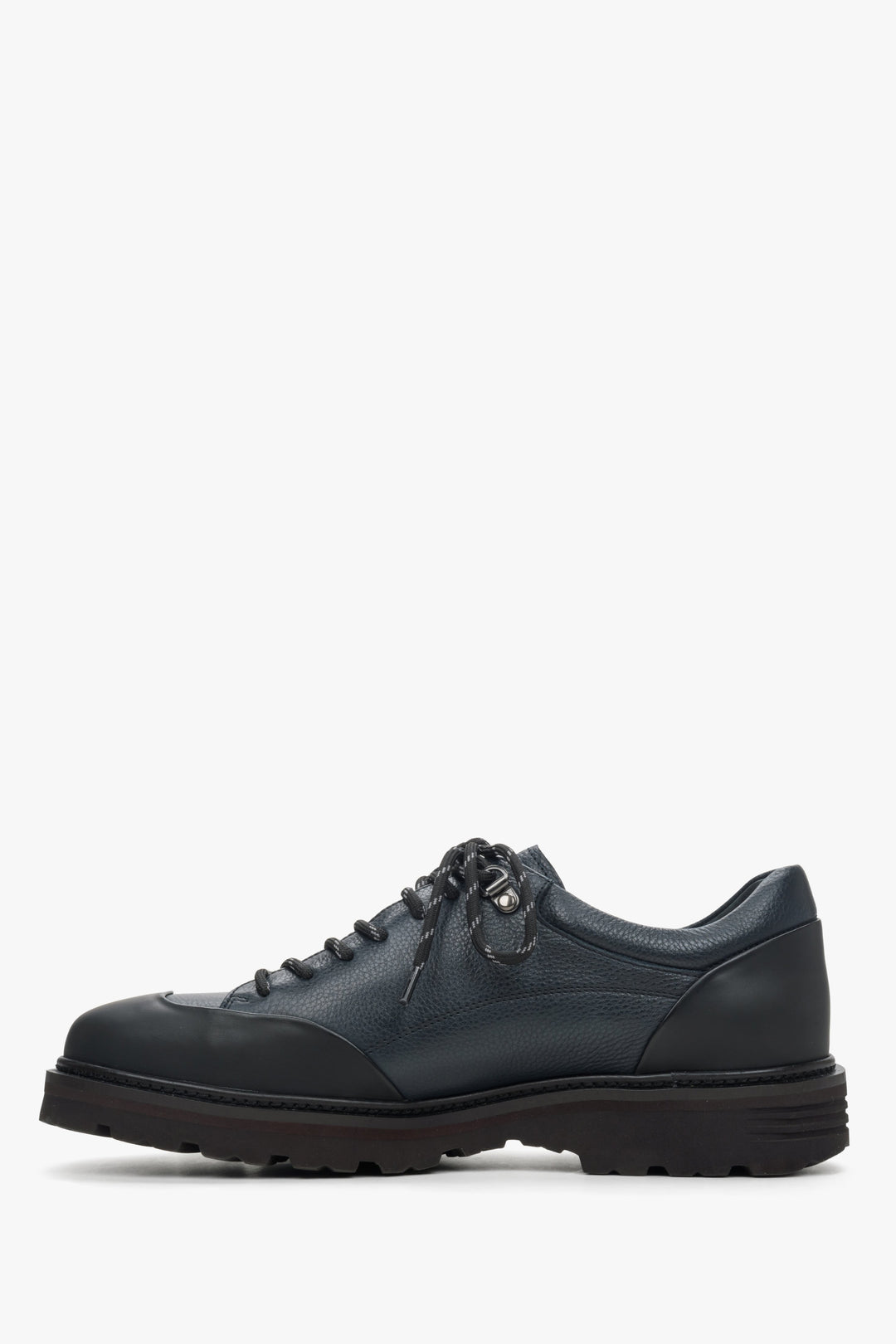 Dark blue comfortable leather men's loafers by Estro - shoe profile.