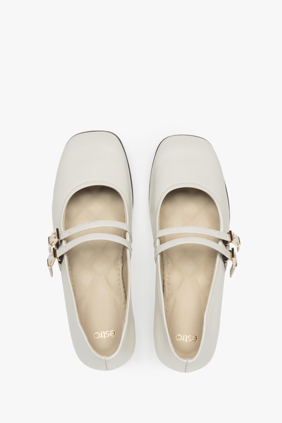 Estro women's beige leather ballerinas - top view presentation.