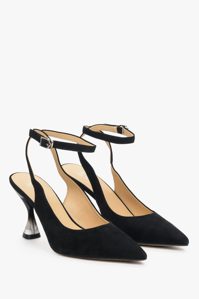 Black women's slingback pumps Estro with pointed toe.