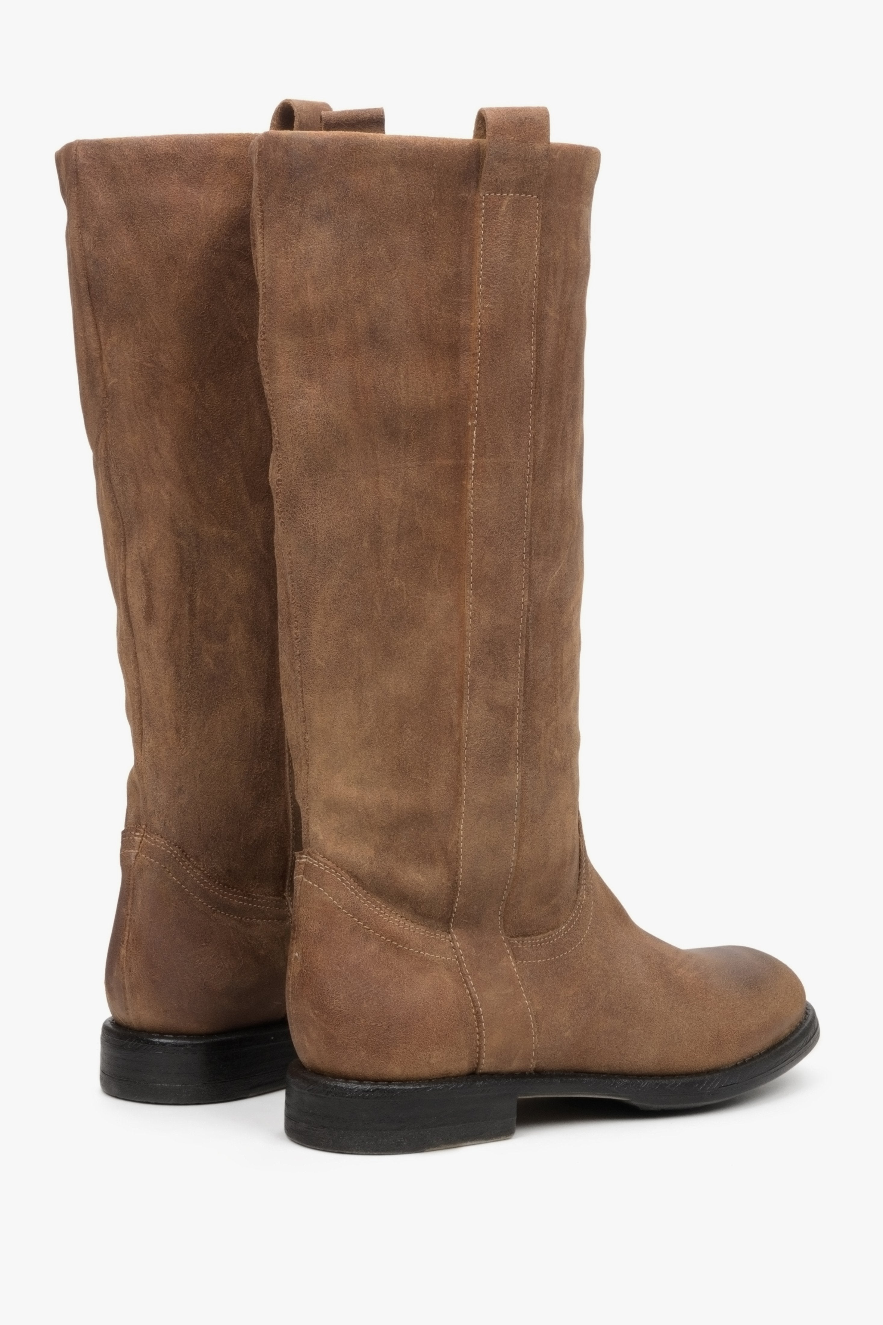 Women's brown boots made of genuine velour by Estro.