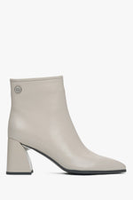 Women's Light Beige Leather Ankle Boots with a Pointed Toe Estro ER00115878.