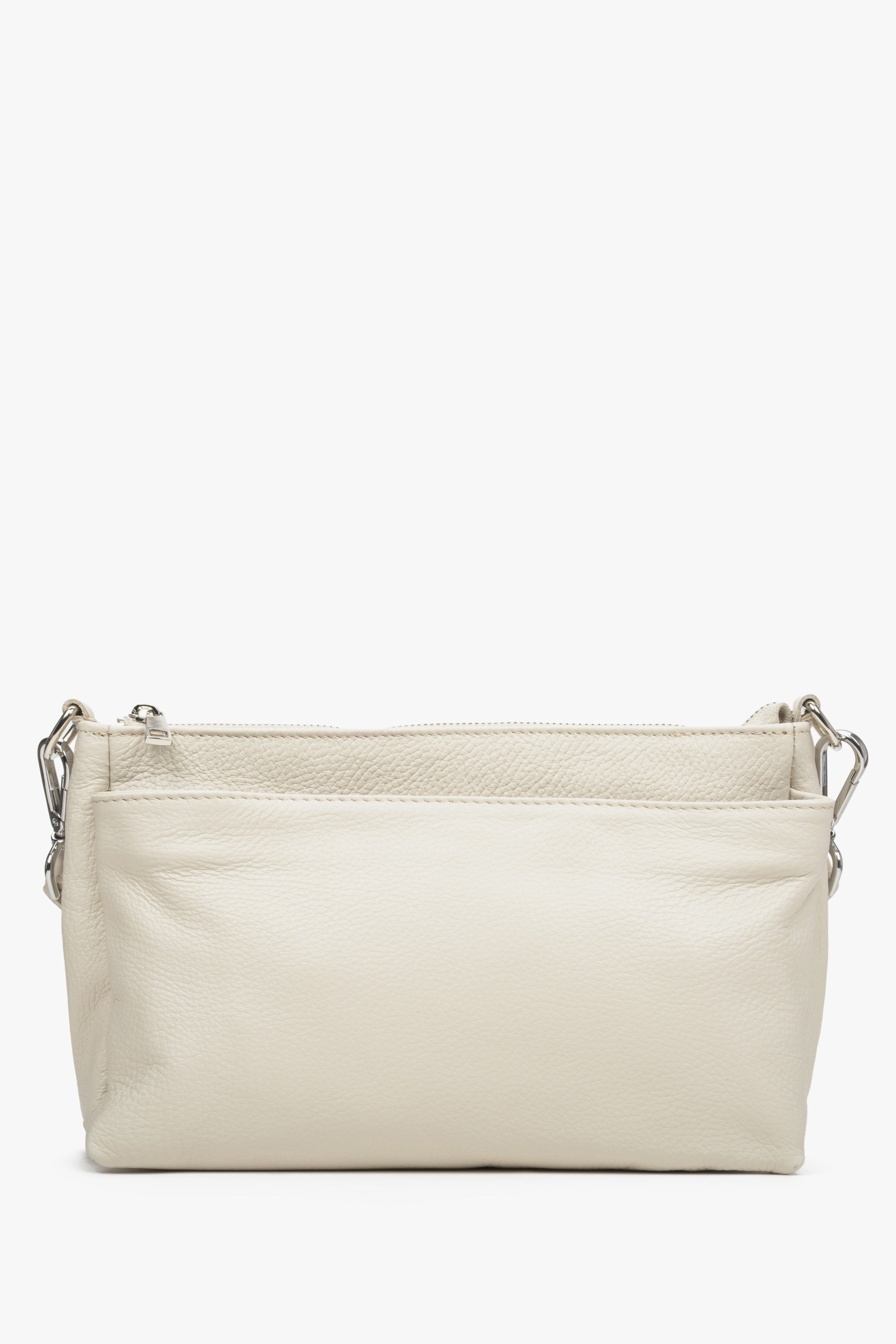 Leather, light beige Estro women's crossbody bag with a zipper.