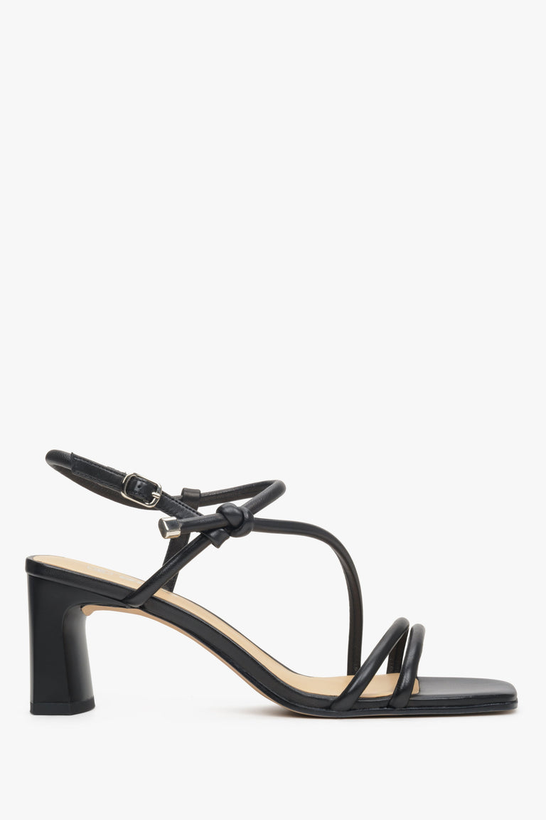 Black Block Heel Strappy Sandals Estro ER00113214