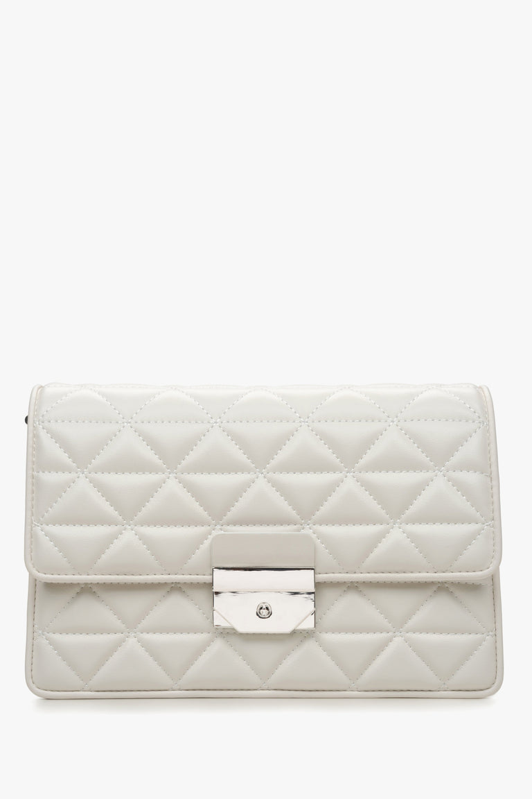 Women's White Quilted Leather Shoulder Bag Estro With Silver Details Estro ER00115792.