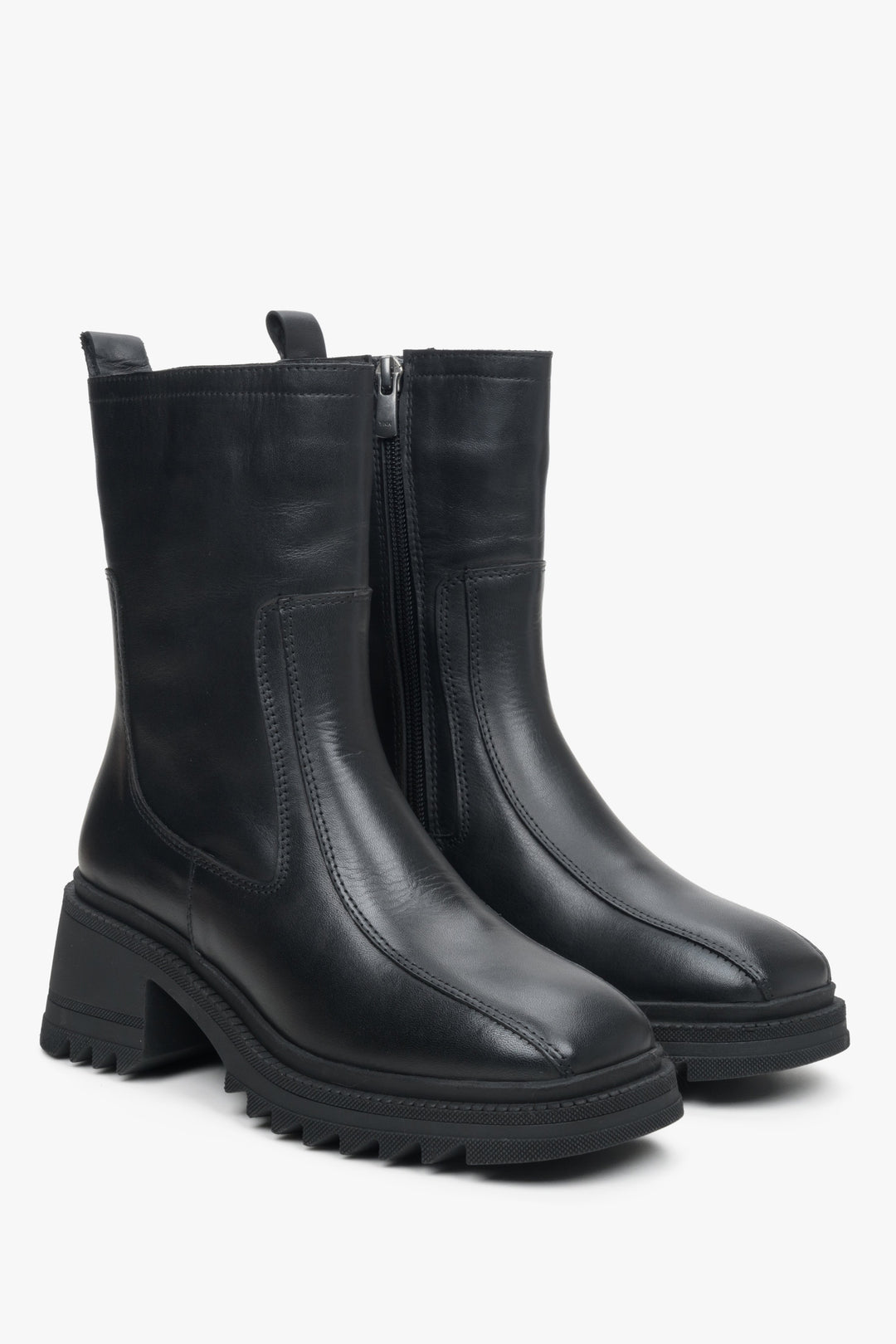 Women's black leather boots by Estro - close-up on the side line of the boots.
