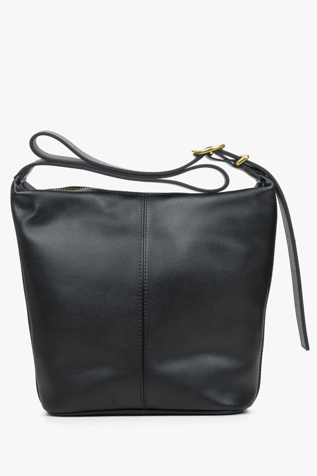 Black bucket-style bag made of genuine leather by Estro.