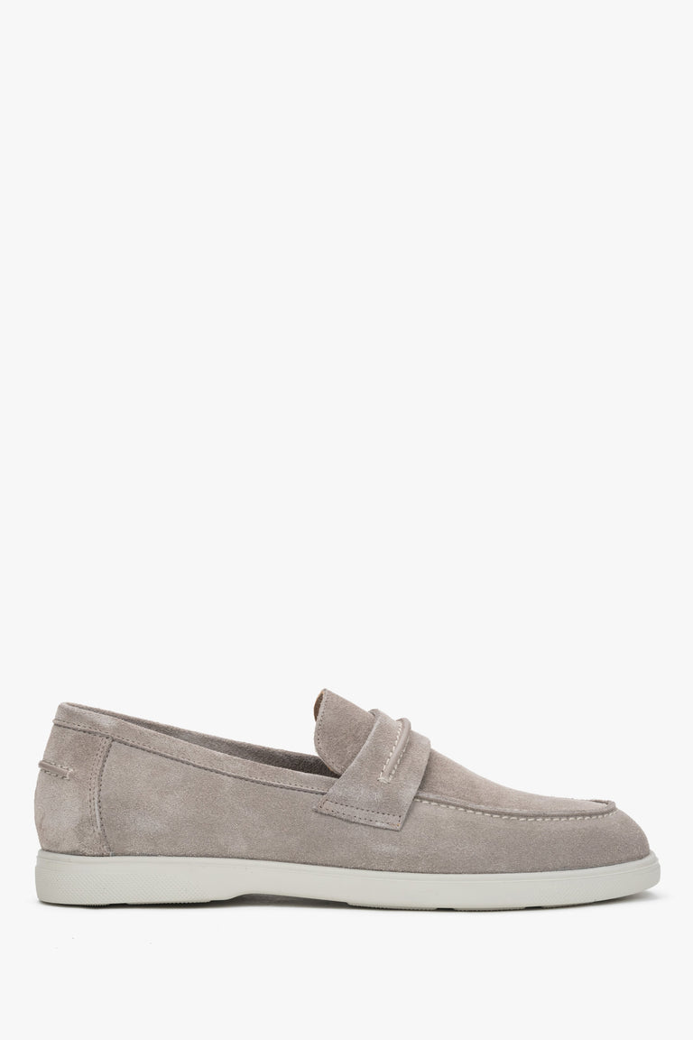 Men's beige casual loafers by Estro, made of premium Italian genuine velour.