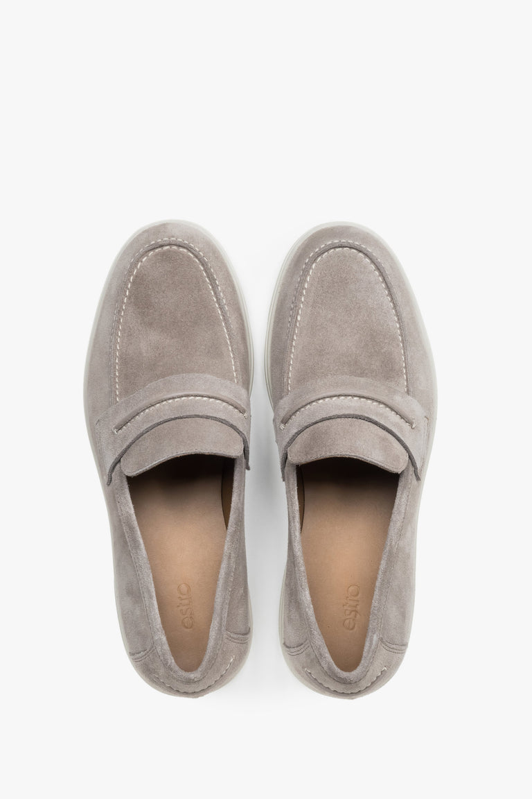 A pair of men's casual loafers by Estro, constructed from premium Italian velour in a beige color.