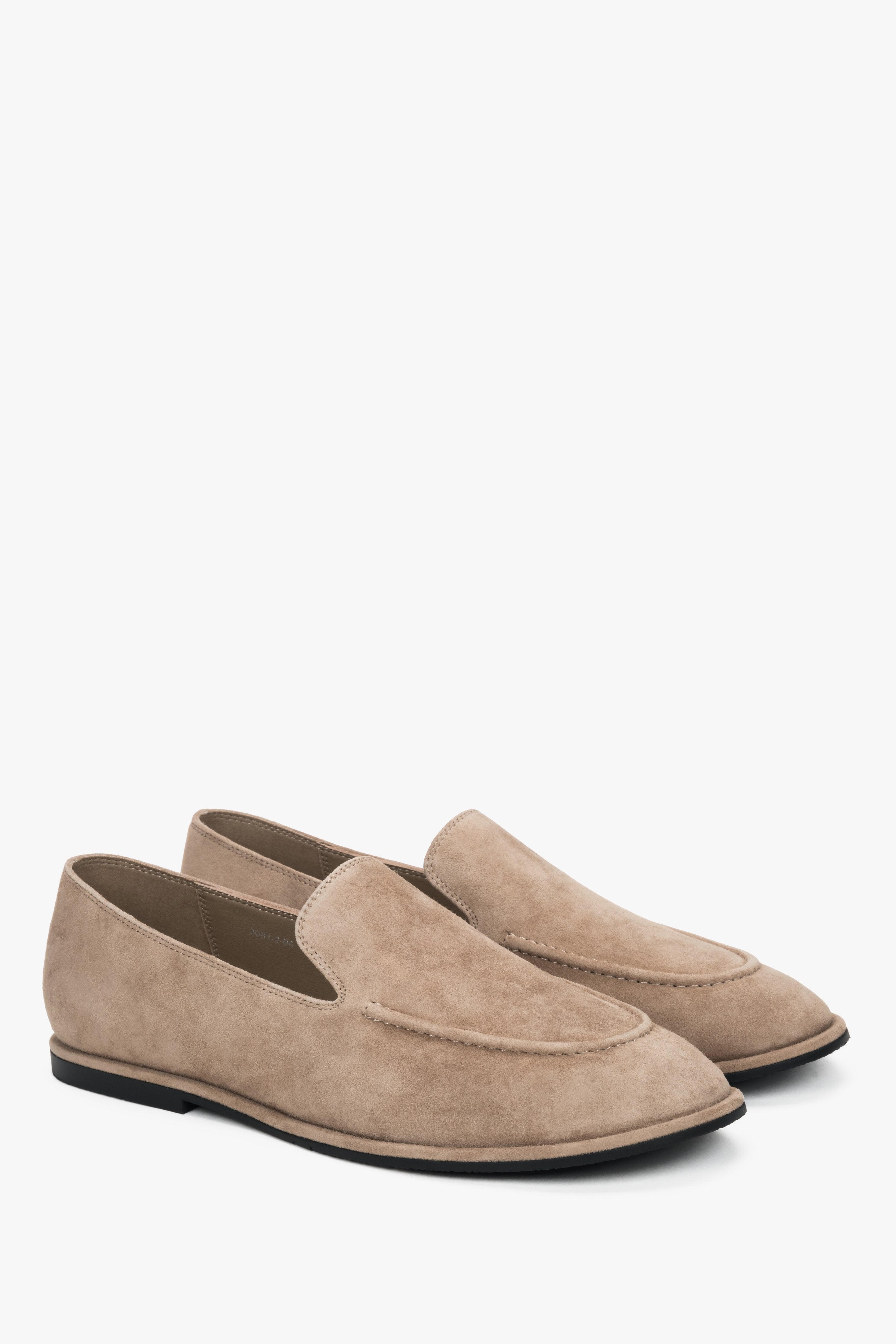 Women's beige flat loafers by Estro, made of genuine suede.