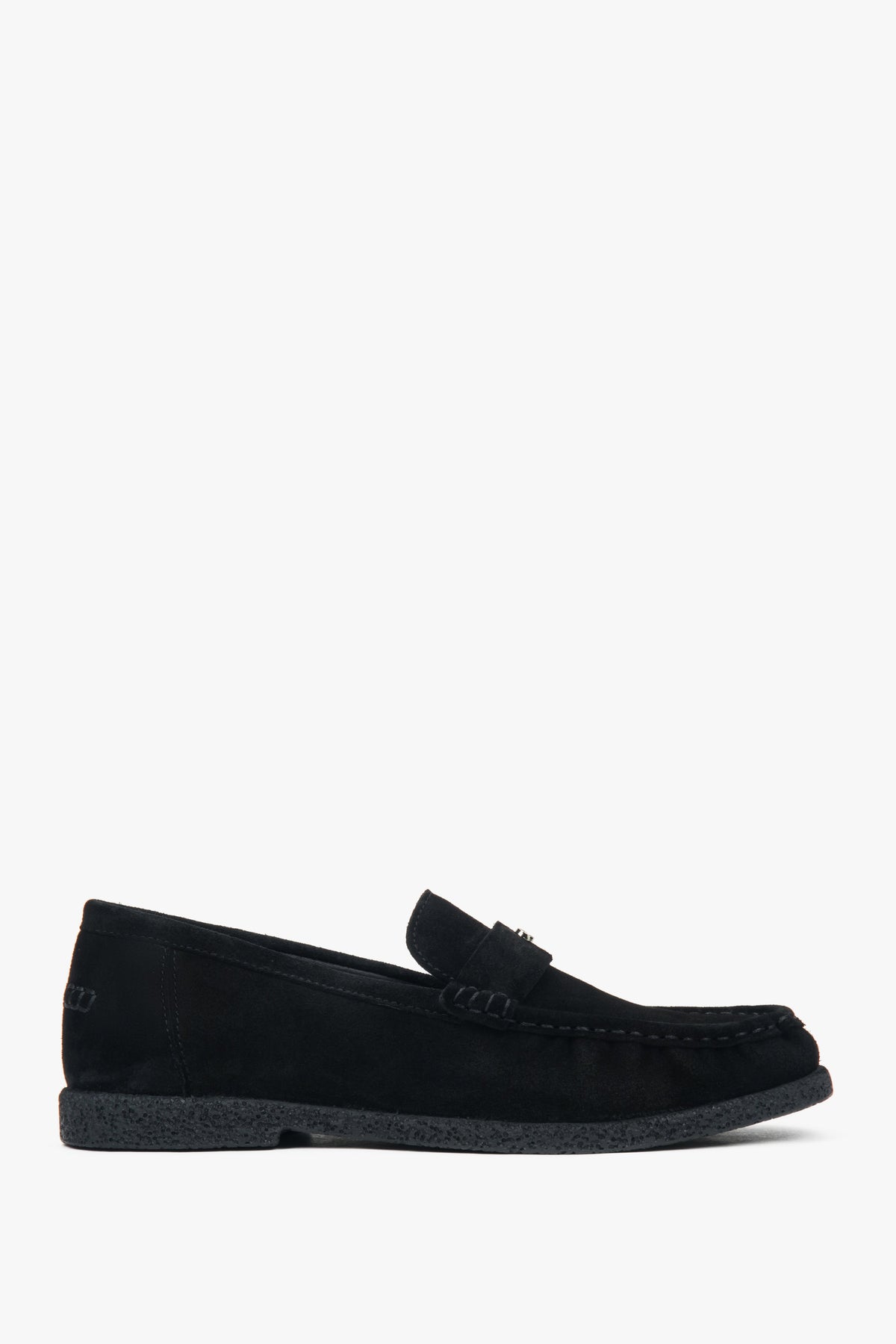 Women's Black Loafers in Premium Italian Velour Estro ER00118014.