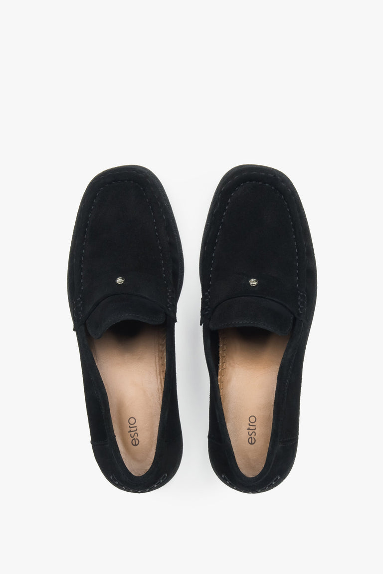 Estro ER00118014: women's black loafers featuring a premium Italian velour upper.