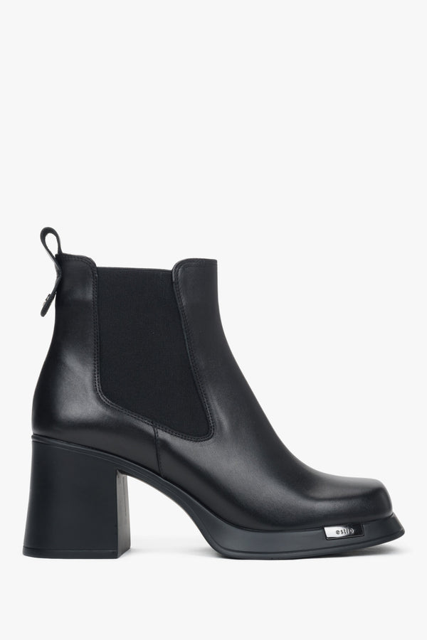 Women's Black Leather Block Heel Ankle Boots Estro ER00118210.