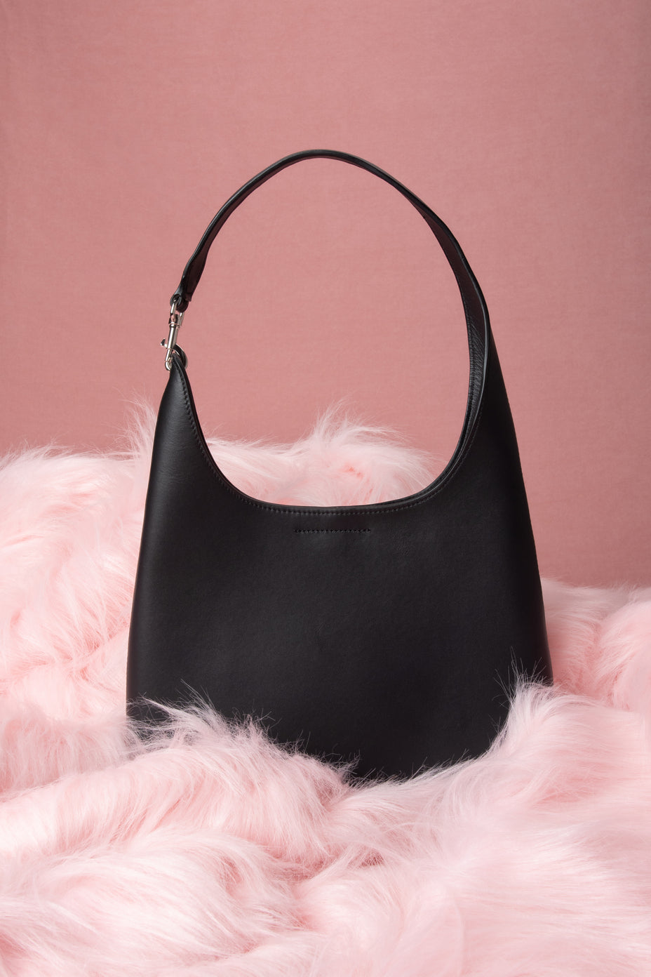 Women's Black Shopper Bag in Genuine Leather Estro ER00118915.