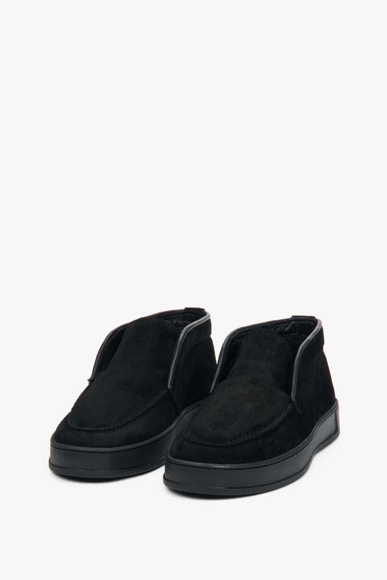A pair of women's high ankle loafers in black, crafted from premium Italian genuine velour, model Estro ER00118193.