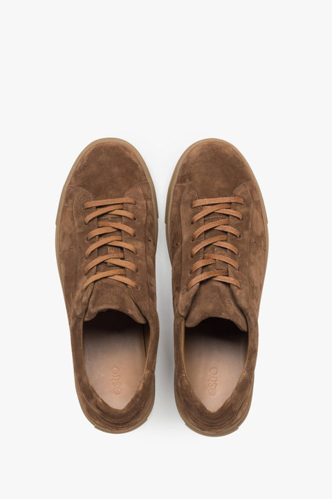 Estro: men's brown sneakers featuring a premium Italian genuine velour upper.