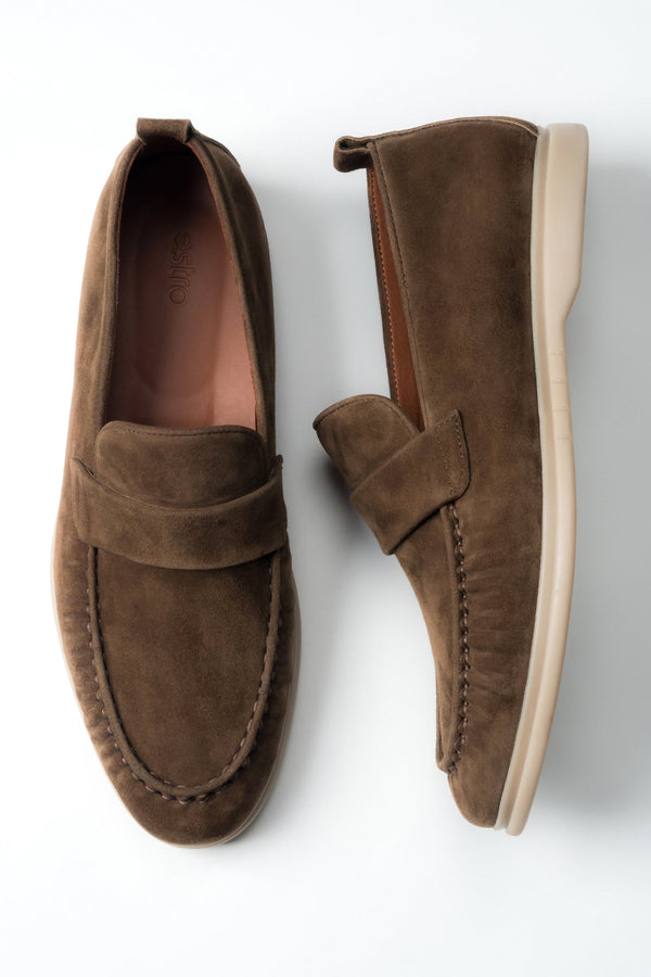 Men's Classic Brown Loafers made of Soft Genuine Velour Estro ER00119037.