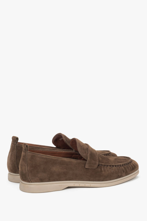 Side profile of the men's Estro classic brown loafer, highlighting the soft velour texture.