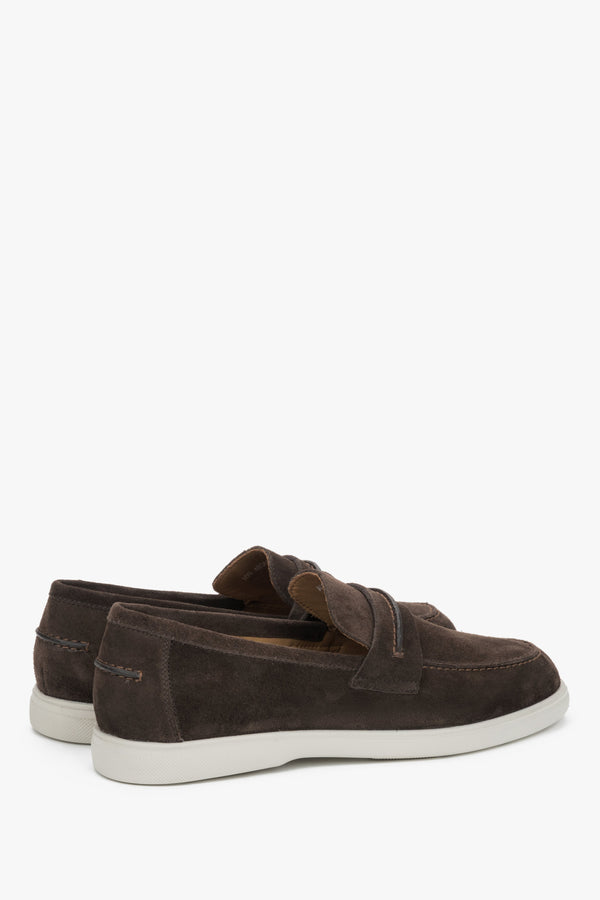 Men's Estro casual loafers in dark brown, designed in premium Italian genuine velour for everyday style.