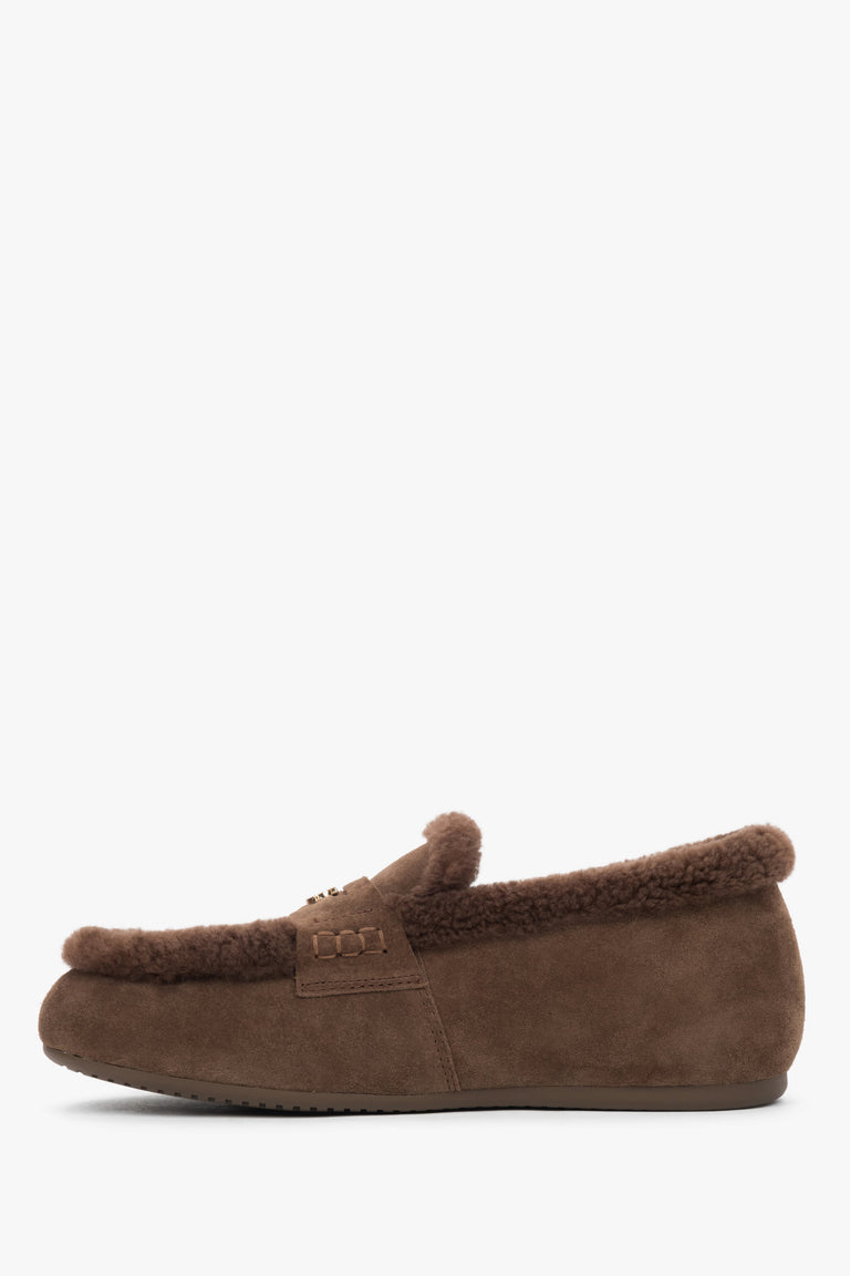 Women's Estro fur-lined loafers in dark brown, finished with genuine velour for a soft touch.