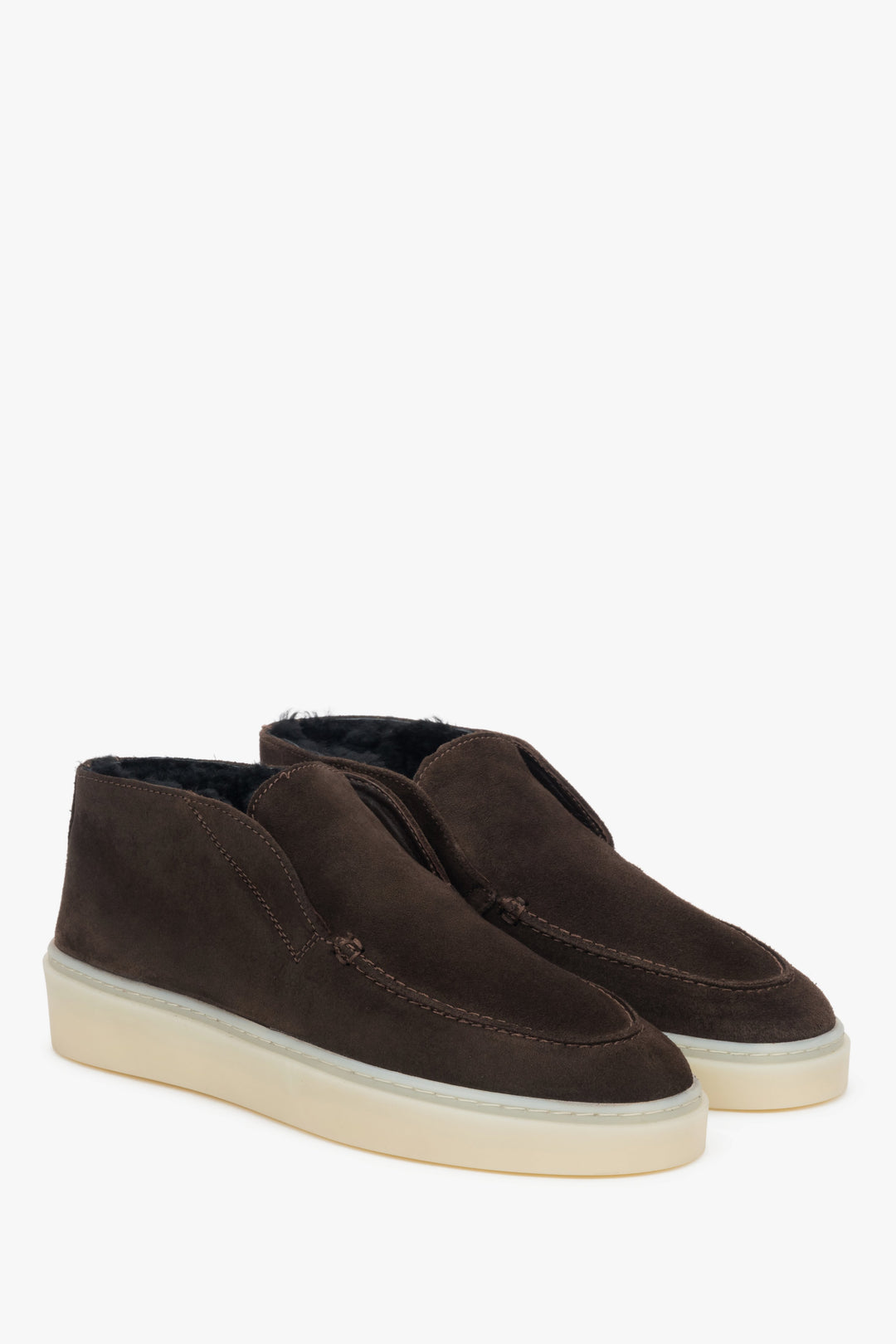 Women's saddle brown winter loafers by Estro (ER00118202) made of Italian genuine velour with a fur lining.