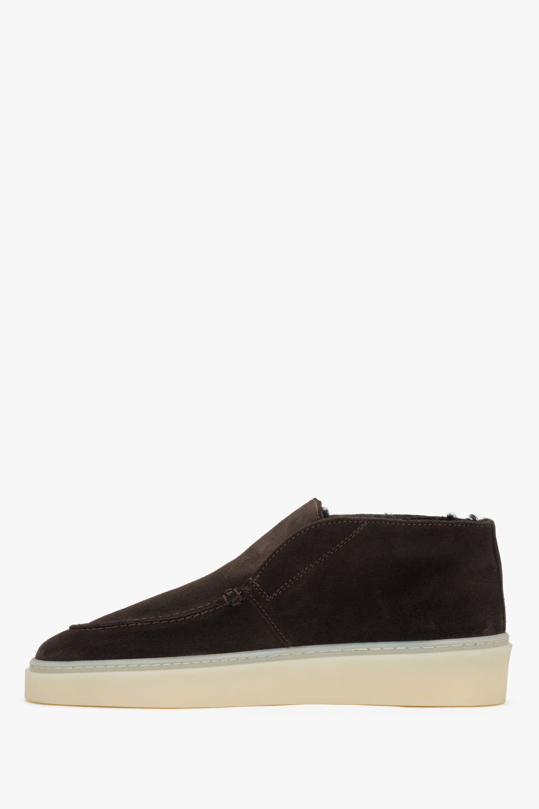 Side profile of the women's Estro winter loafer, showing the saddle brown Italian velour and the plush fur lining.