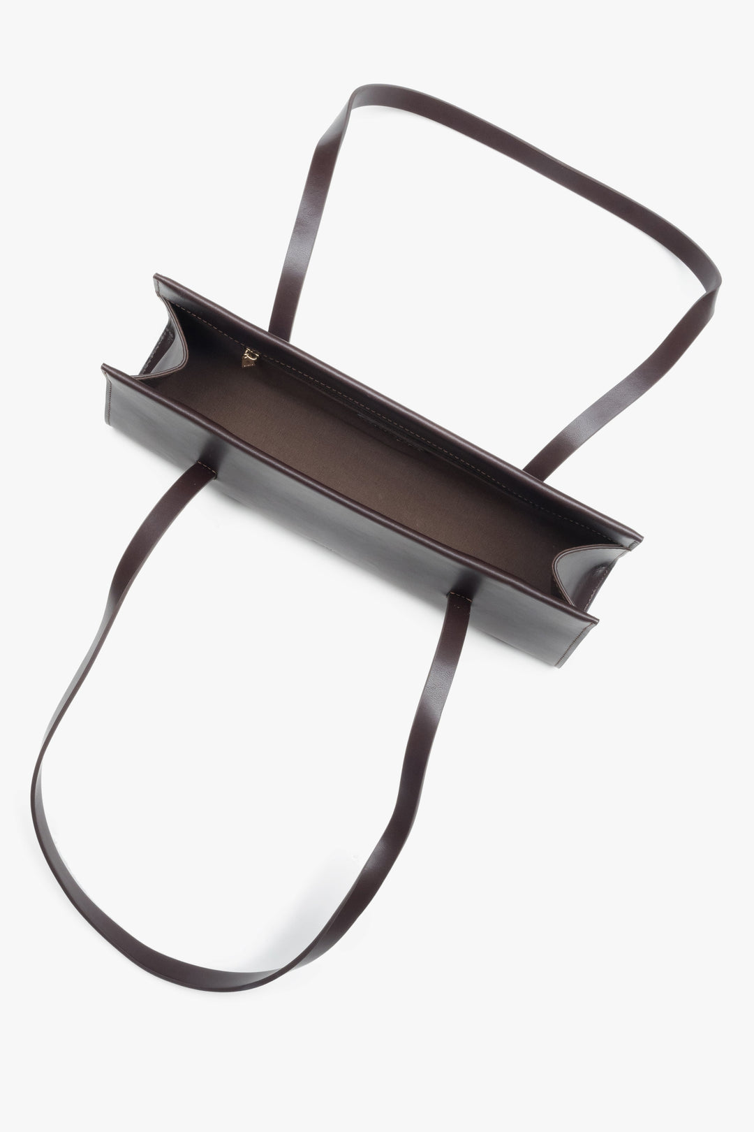 A women's shoulder bag by Estro, made from genuine saddle brown leather and designed with long handles for comfort.