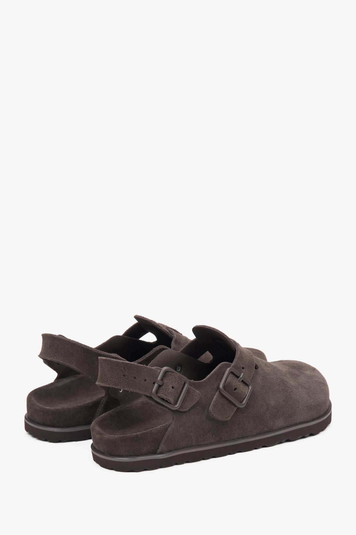 Side profile of the women's Estro clog sandal, showing the saddle brown genuine velour and closed-toe silhouette.