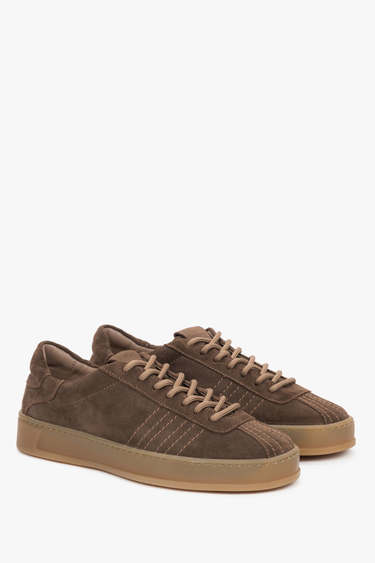 Women's saddle brown low-top sneakers by Estro, made of premium Italian genuine velour.