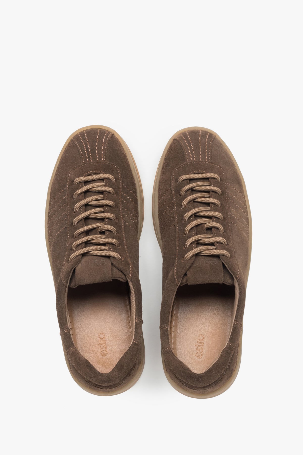 Estro: women's saddle brown low-top sneakers featuring a premium Italian genuine velour upper.