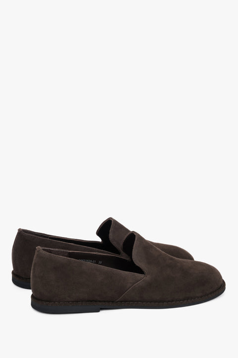 Side profile of dark brown barefoot-style loafers Estro.