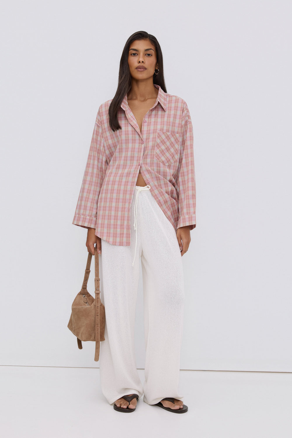 Women's Oversized Button-Up Shirt in Light Pink Plaid Estro ER00119778.