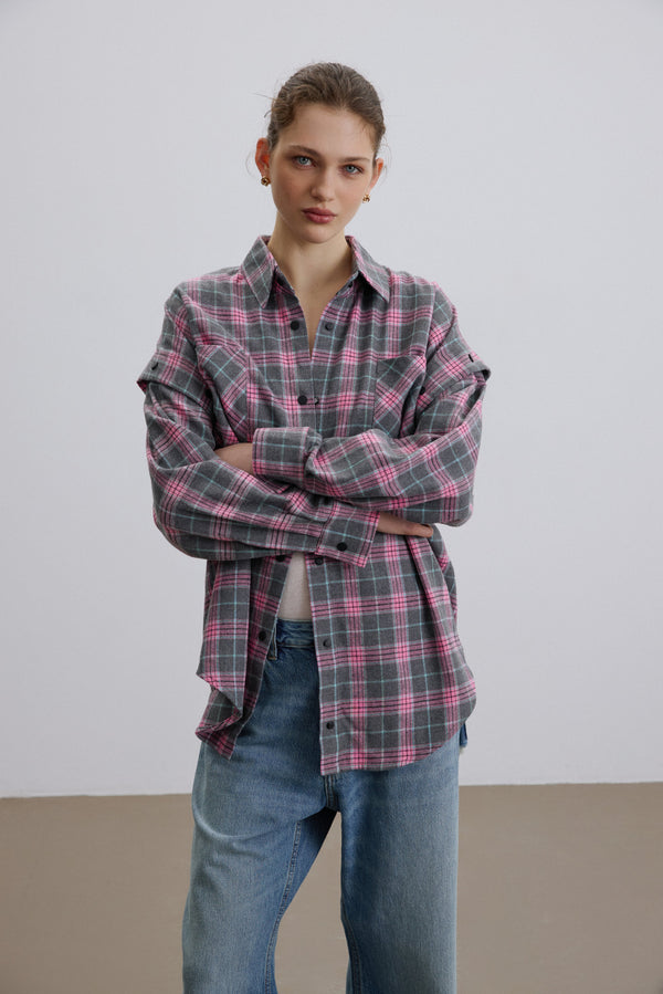 Pink and grey checkered shirt with detachable sleeves Estro.