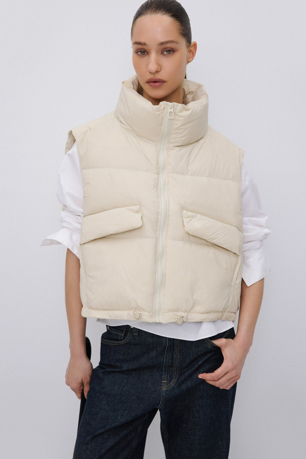 Women's Short Light Beige Puffer Vest with Zipper & Down Filling Estro ER00119638.