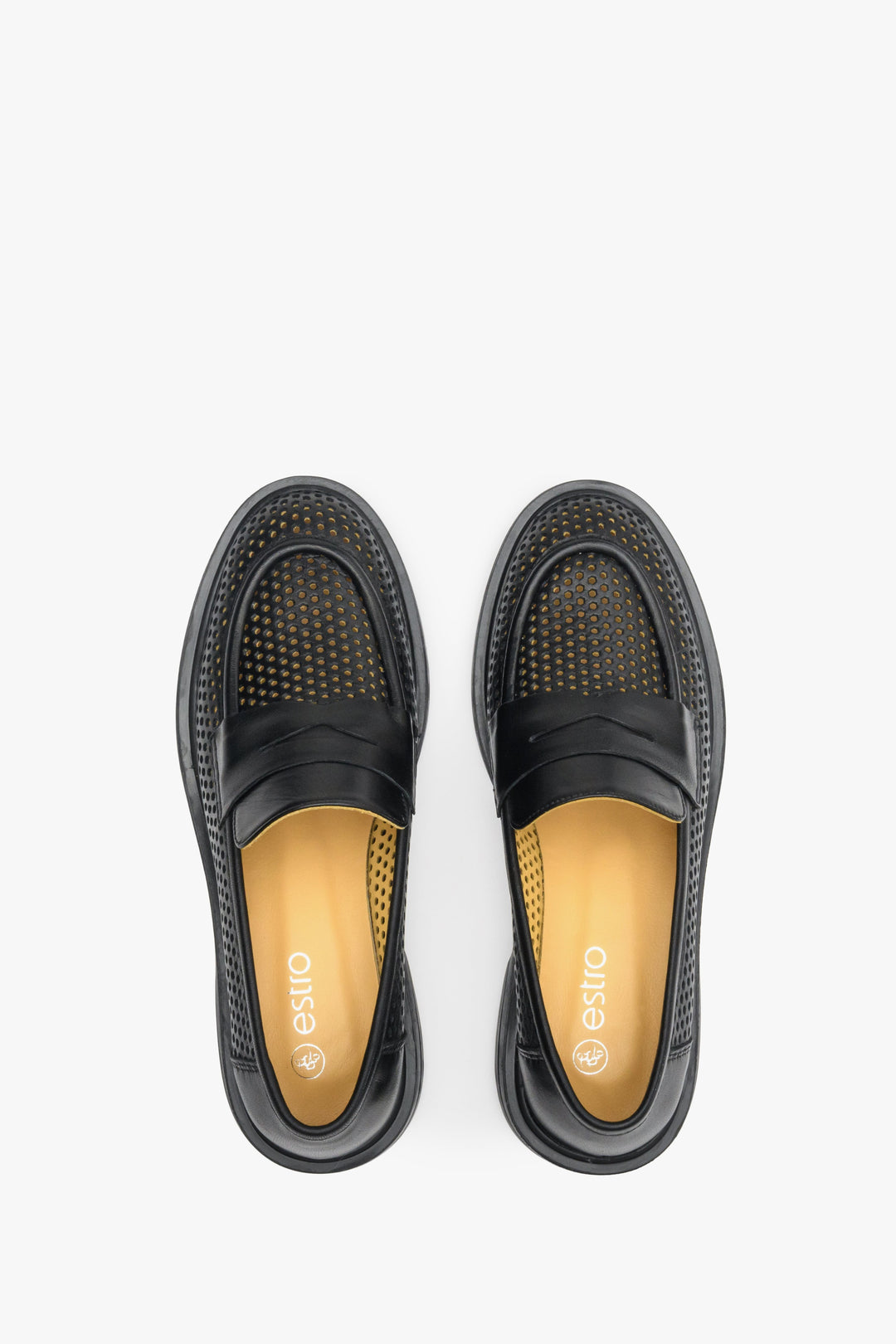 Comfortable women's black Estro fall loafers - top view of the footwear.