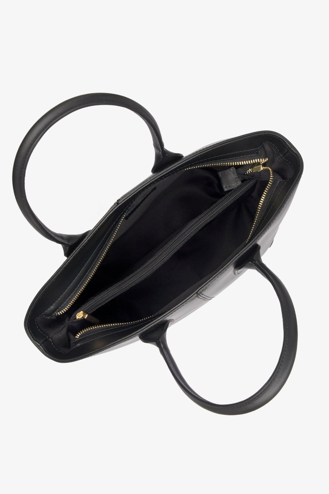 Estro black leather women's shopper bag - close-up on the interior details of the model.
