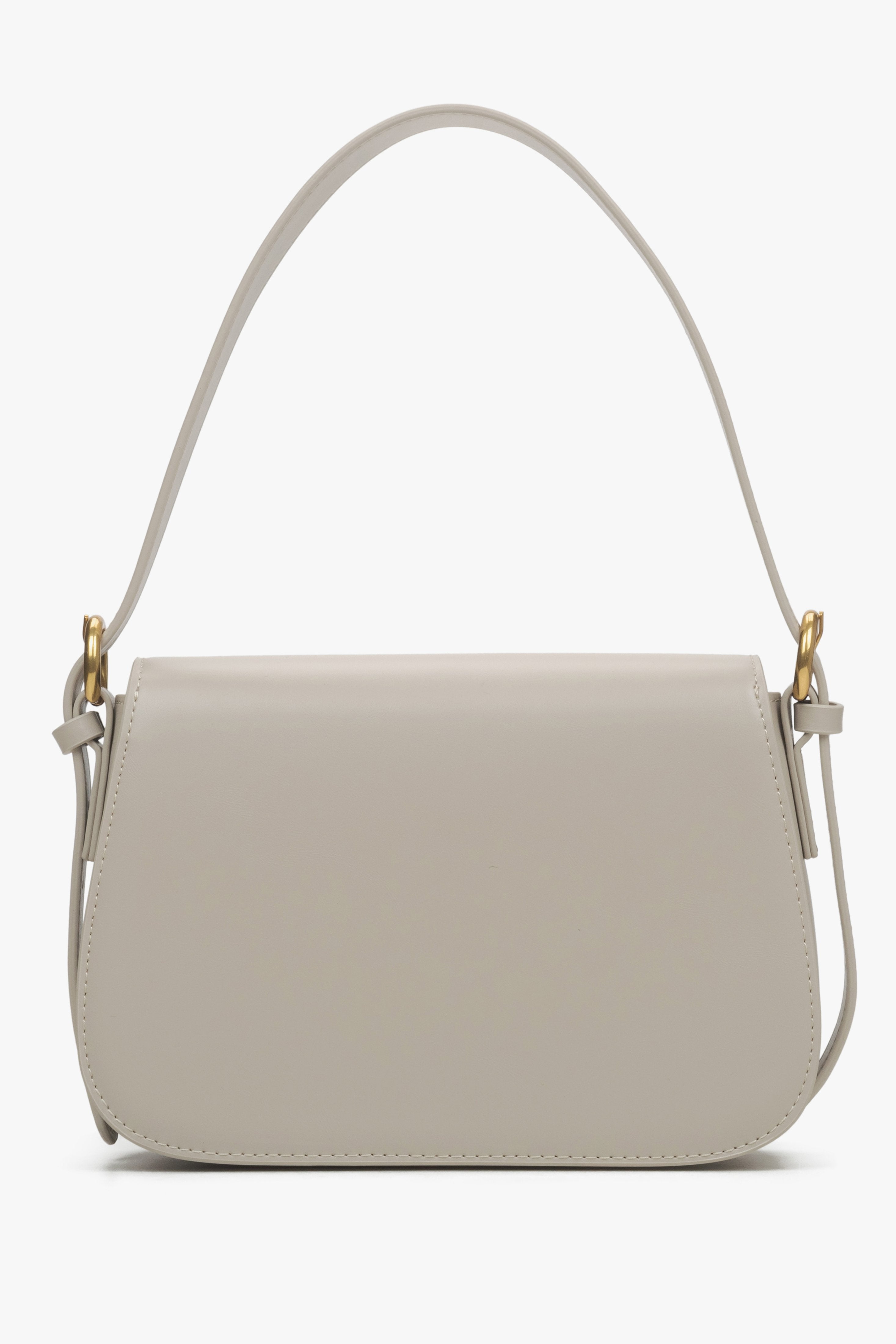 Women's leather milky-beige shoulder bag by Estro - back view.