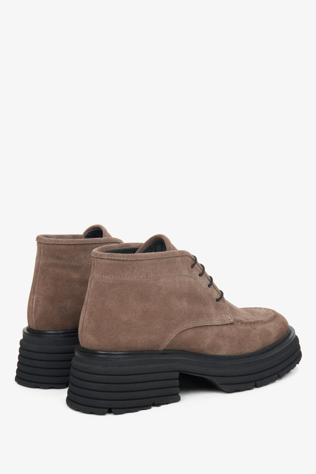 Women's suede lace-up boots by Estro - close-up on the heel and side line of the boot