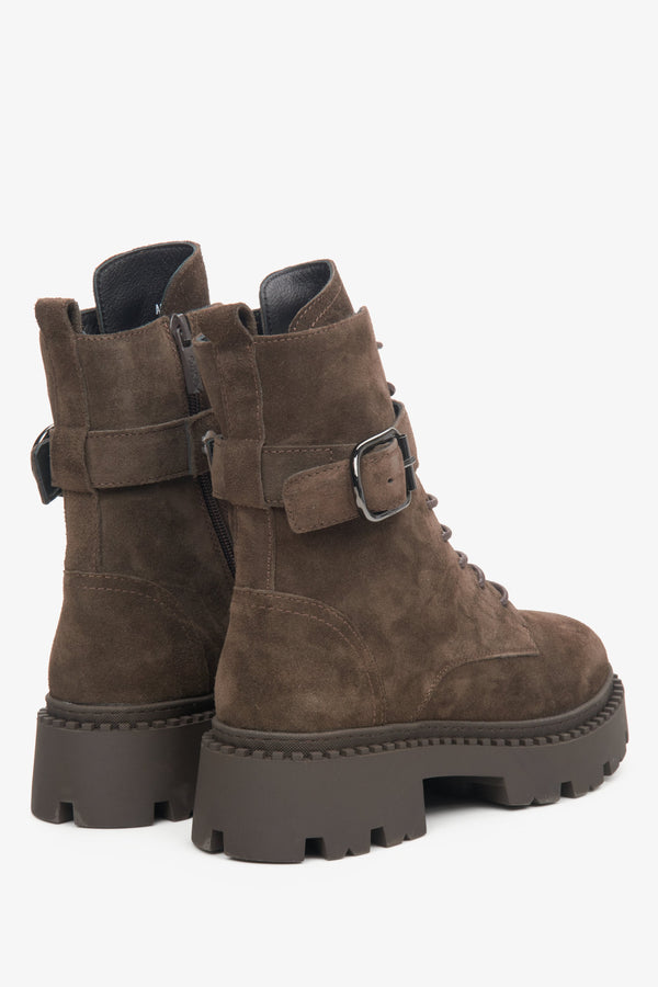 Women's dark brown velour winter boots Estro.