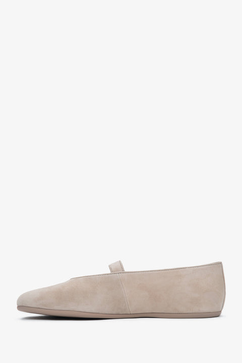 Stylish women's ballet flats by Estro in a light beige shade, crafted from soft genuine velour.