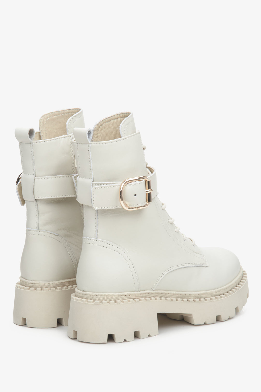 Women's light beige ankle boots for winter Estro.