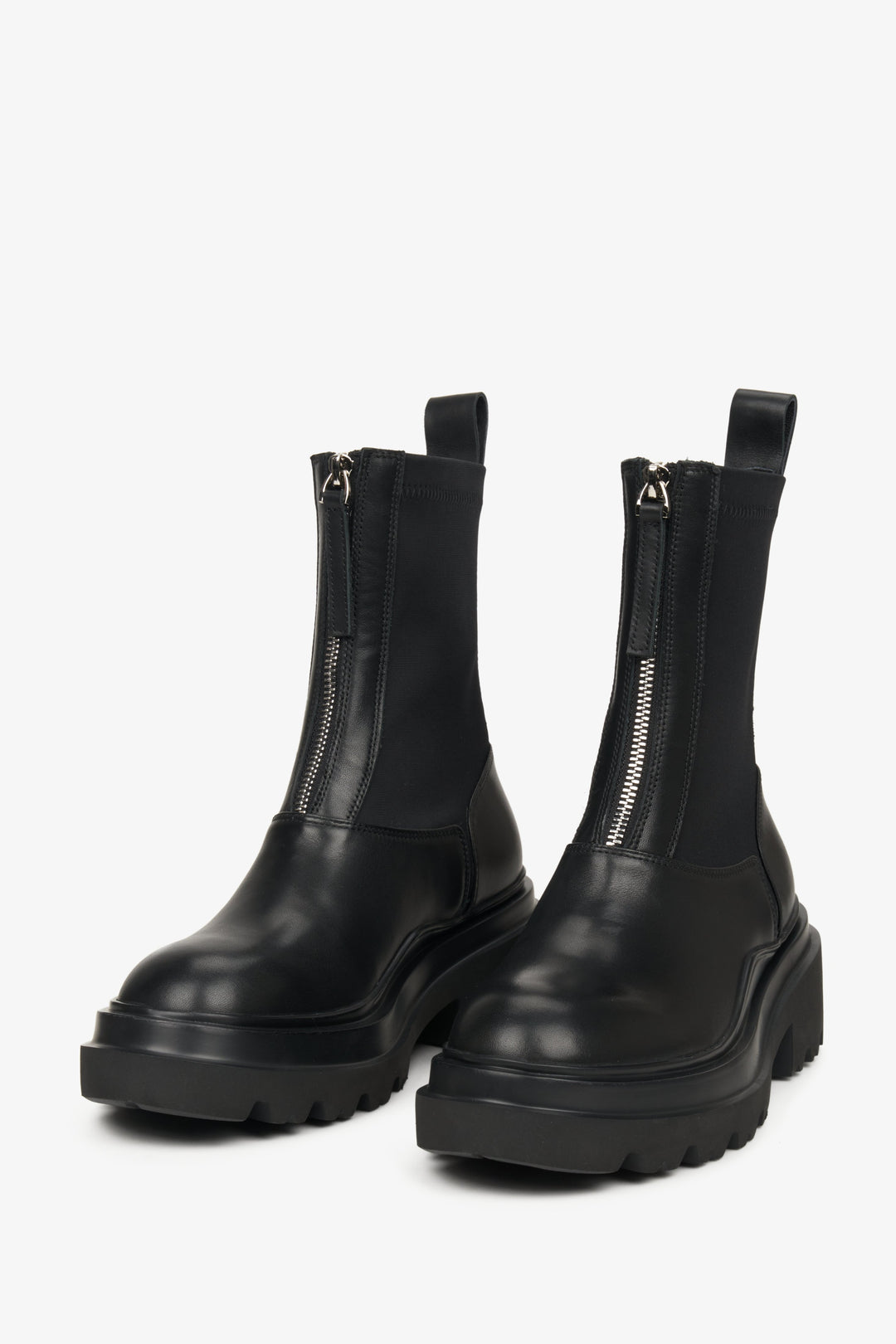 Spring-autumn women's ankle boots made of genuine leather with a flexible upper by Estro.