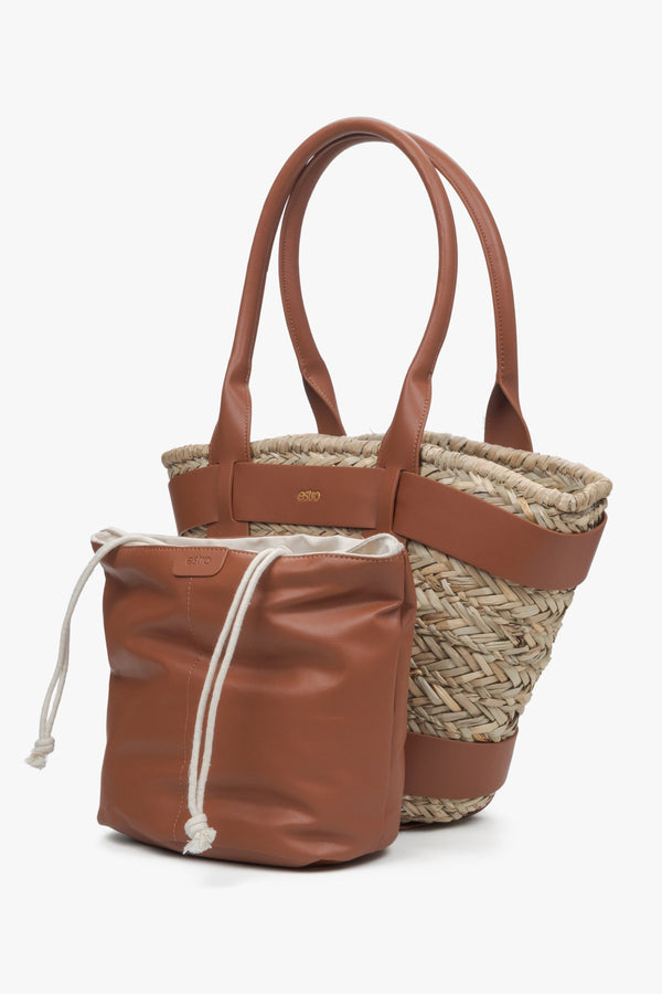 Women's brown straw woven shopper bag by Estro.