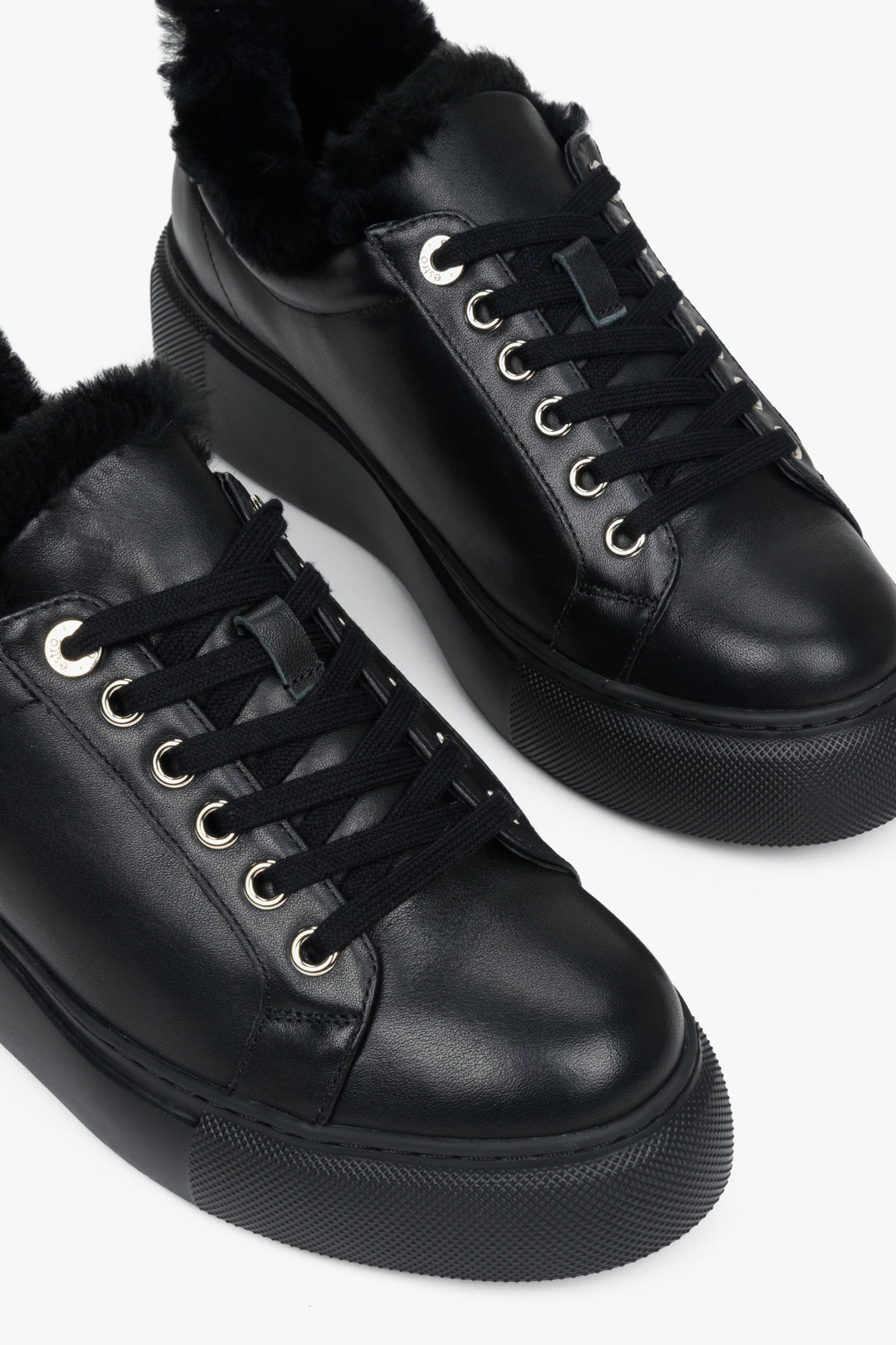 Women's Black Winter Sneaker Estro er00112115.