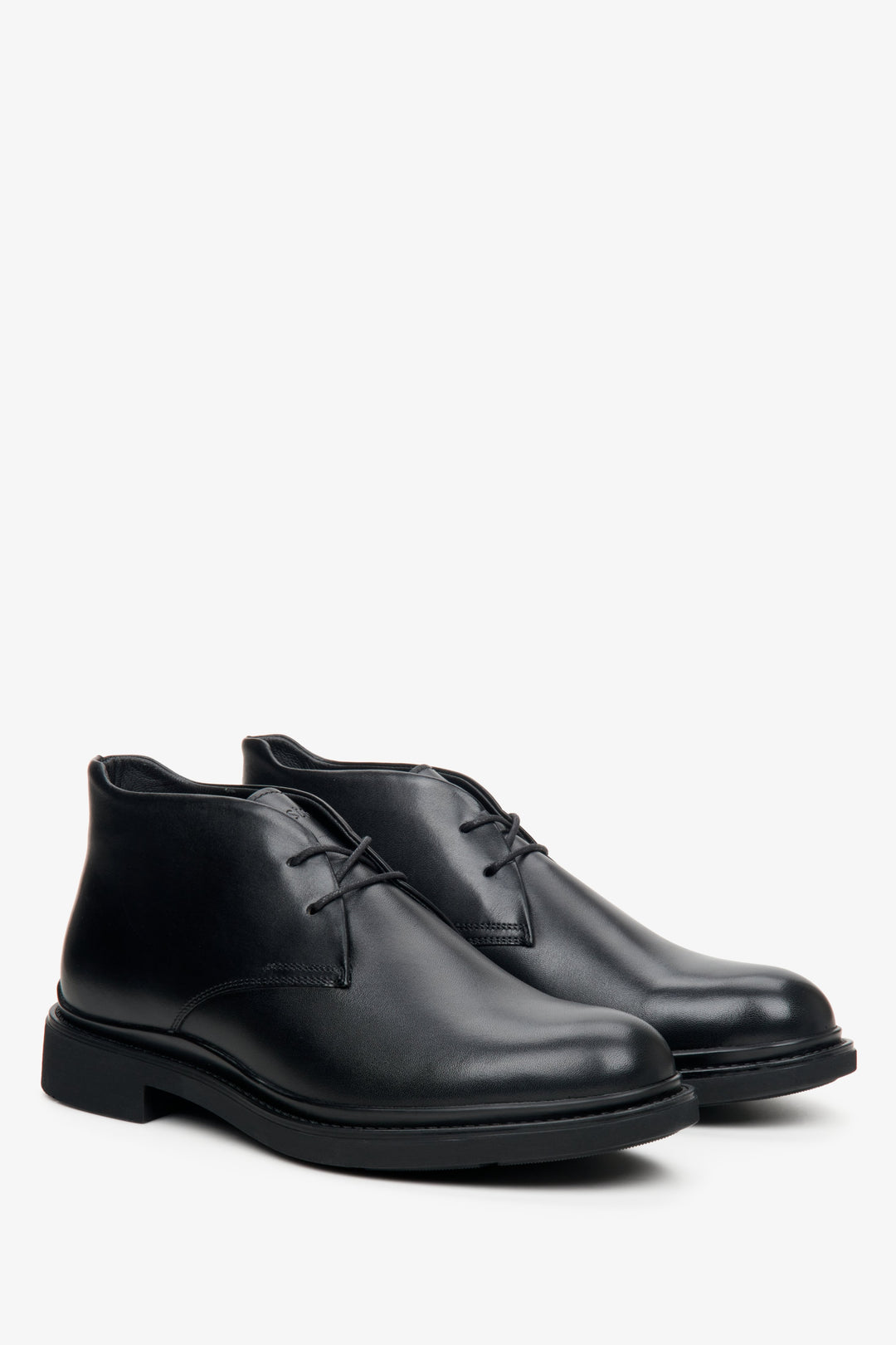 Men's black leather  boots with short lacing by Estro.