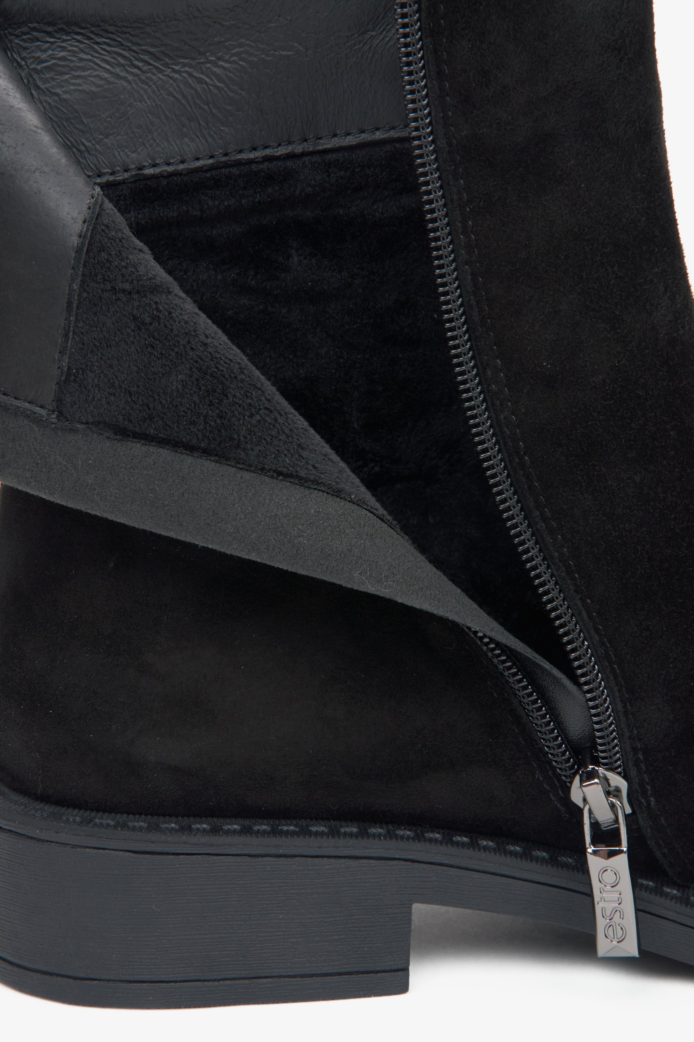 Women's black ankle boots by Estro made of genuine velour with light insulation - close-up of the interior of the model.