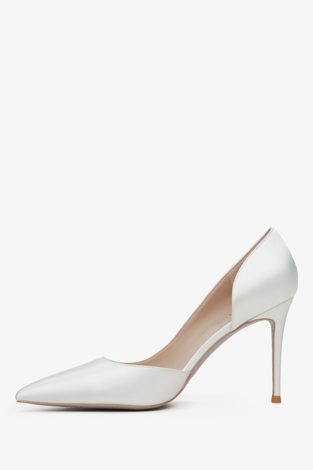 Women's milk-white Estro high heels with a satin finish - shoe profile.