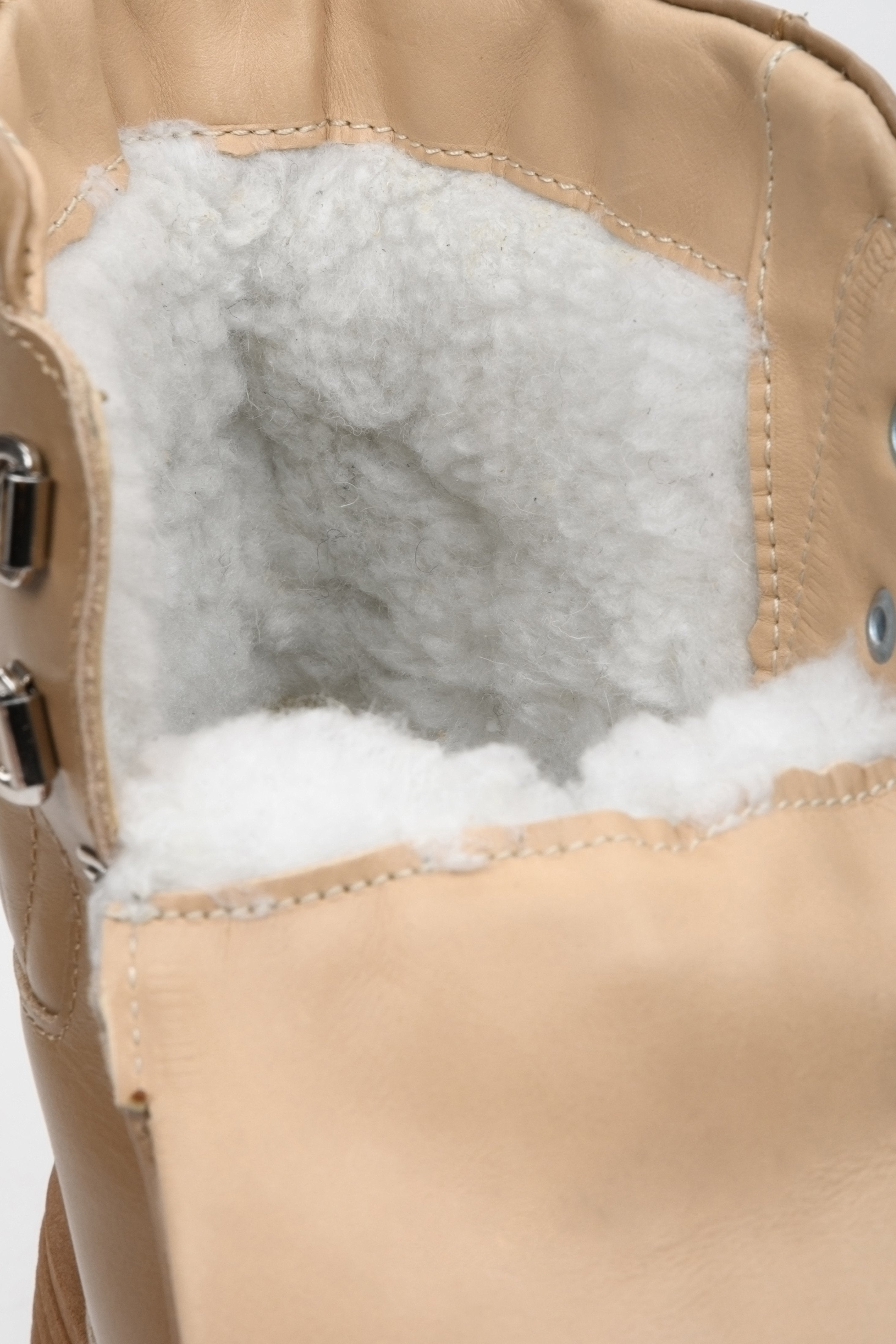 High women's winter boots made of genuine leather in beige color by Estro - inside view of the boot.